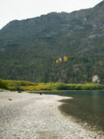 El Bolsón y Lago Puelo: trayecto panorámico, tradición artesanal y entorno natural - Imagen 3